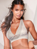 PEOPLE - Lais Ribeiro wirbt für Victoria's Secret