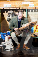 FEATURE - Birmingham: Crufts die Hundeshow - Warten auf den Auftritt
