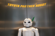Toyota pioneers development of robots