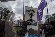 NEWS - Protest in Washington gegen die geplante Pipeline in Dakota