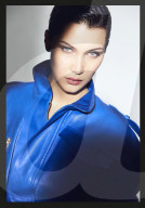 PEOPLE - Bella Hadid wirbt für Alexandre Vauthier