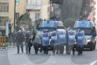 NEWS - Italien: Ausschreitungen bei Protesten in Neapel