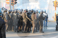 NEWS - Italien: Ausschreitungen bei Protesten in Neapel