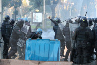 NEWS - Italien: Ausschreitungen bei Protesten in Neapel