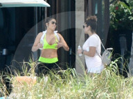 PEOPLE - Fit auch in den Ferien: Jennifer Lopez geht in den Gym auf den Bahamas