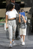 PEOPLE - Mason geht 'undercover' mit Mamma Kourtney Kardashian in die Schule