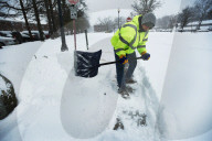 NEWS - Schneesturm 'Stella' zieht über Nordosten der USA