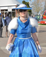 PEOPLE - Ladies Day am Cheltenham Festival 
