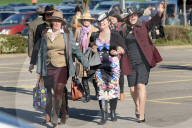 PEOPLE - Ladies Day am Cheltenham Festival 