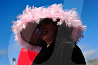 PEOPLE - Ladies Day am Cheltenham Festival 