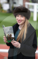 PEOPLE - Promis am Ladies Day vom Cheltenham Festival 