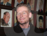 PEOPLE - Cate Blanchett und Richard Roxburgh signieren ihr Portrait bei Sardi's