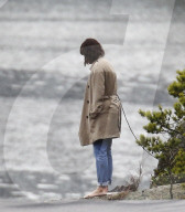 EXKLUSIV - Paula Patton und Devon Sawa bei Dreharbeiten zu 'Somewhere Between' in Vancouver