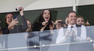 PEOPLE - Cheltenham Festival: Stimmung unter den Promis auf den VIP Tribünen