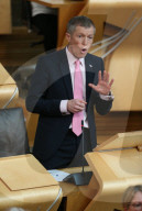 NEWS - Das schottische Parlament debattiert in Edinburgh