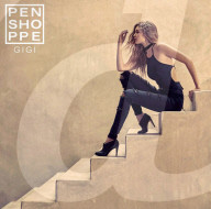 PEOPLE - Gigi Hadid posiert für Penshoppe