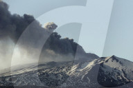 NEWS - Der Etna spukt weiter