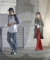 EXKLUSIV - Mischa Barton in Studio City unterwegs