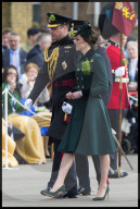 PEOPLE -  London: Kate und William an der Irish Guards St Patrick's Day Parade
