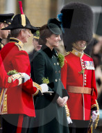 PEOPLE -  London: Kate und William an der Irish Guards St Patrick's Day Parade