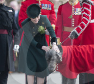 PEOPLE -  London: Kate und William an der Irish Guards St Patrick's Day Parade