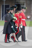 PEOPLE -  London: Kate und William an der Irish Guards St Patrick's Day Parade