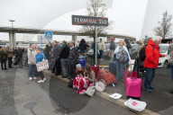 NEWS - Paris: Schiesserei am Flughafen Orly