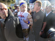 PEOPLE - Arnold Schwarzenegger am 'Family Walk' in Melbourne