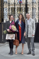 PEOPLE - Iris Mittenaere zu Besuch im Elysee Palast