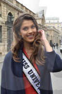 PEOPLE - Iris Mittenaere zu Besuch im Elysee Palast