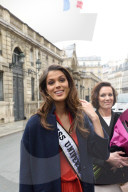 PEOPLE - Iris Mittenaere zu Besuch im Elysee Palast