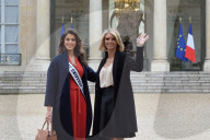 PEOPLE - Iris Mittenaere zu Besuch im Elysee Palast