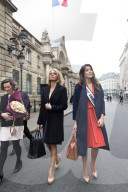 PEOPLE - Iris Mittenaere zu Besuch im Elysee Palast