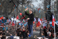 NEWS - Wahlen Frankreich: Jean-Luc Melenchon spricht in Paris