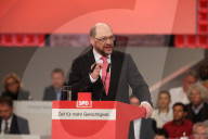 NEWS - Martin Schulz mit 100 Prozent zum neuen SPD-Chef und Kanzlerkandidaten gewählt