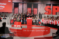 NEWS - Martin Schulz mit 100 Prozent zum neuen SPD-Chef und Kanzlerkandidaten gewählt