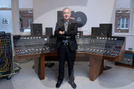 PORTRAIT - Pink Floyd Drummer Nick Mason im Tonstudio