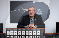 PORTRAIT - Pink Floyd Drummer Nick Mason im Tonstudio