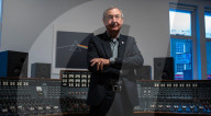 PORTRAIT - Pink Floyd Drummer Nick Mason im Tonstudio