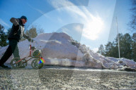 FEATURE - Schweden: Pokemon Go Fan (71) mit dem Rollator unterwegs