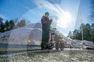 FEATURE - Schweden: Pokemon Go Fan (71) mit dem Rollator unterwegs