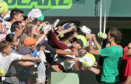 PEOPLE - Tennis: Grossandrang - Roger Federer trainiert in Miami