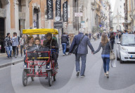 EXKLUSIV - Viola Davis macht Familien-Ferien in Rom