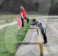 PEOPLE - Die Familie ist auch ein Fitness-Klub: Kerry Katona