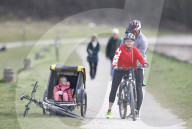 PEOPLE - Die Familie ist auch ein Fitness-Klub: Kerry Katona