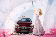 PEOPLE - Miau! Georgia May Jagger für Opel