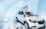 PEOPLE - Miau! Georgia May Jagger für Opel