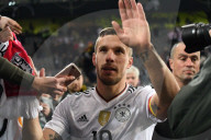 NEWS - Fussballstar Lukas Podolski verabschiedet sich von der deutschen National-Elf
