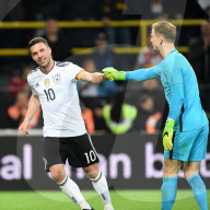NEWS - Fussballstar Lukas Podolski verabschiedet sich von der deutschen National-Elf