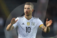 NEWS - Fussballstar Lukas Podolski verabschiedet sich von der deutschen National-Elf